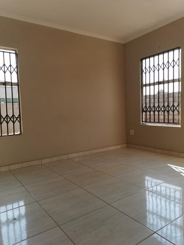 To Let 2 Bedroom Property for Rent in Pele-pele B Eastern Cape